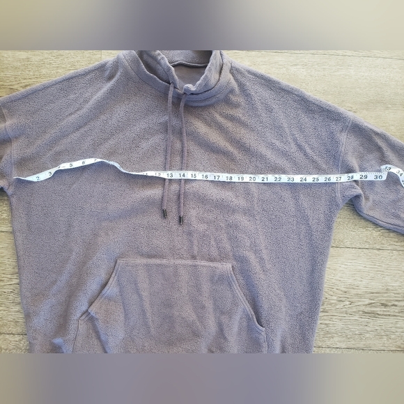 ALO light grey womems sweater - Picture 6 of 8